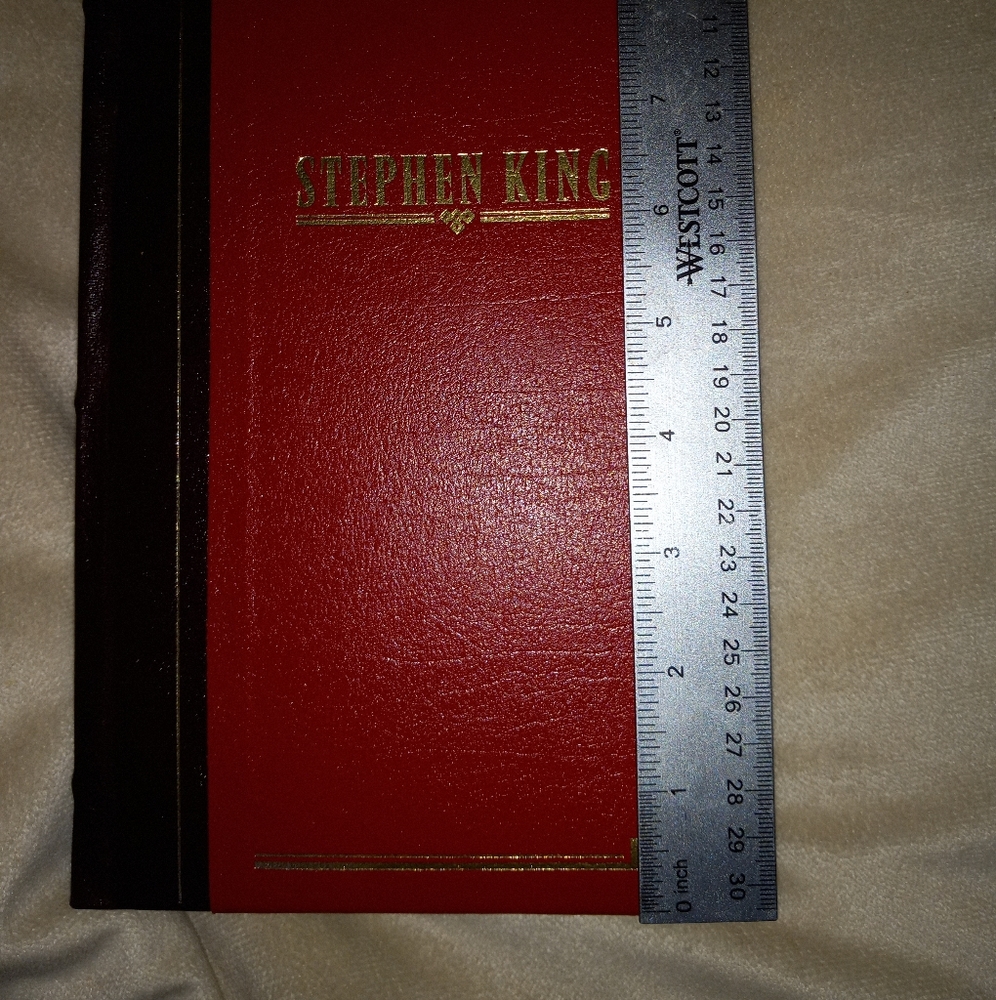Stephen King book - Picture 7 of 7